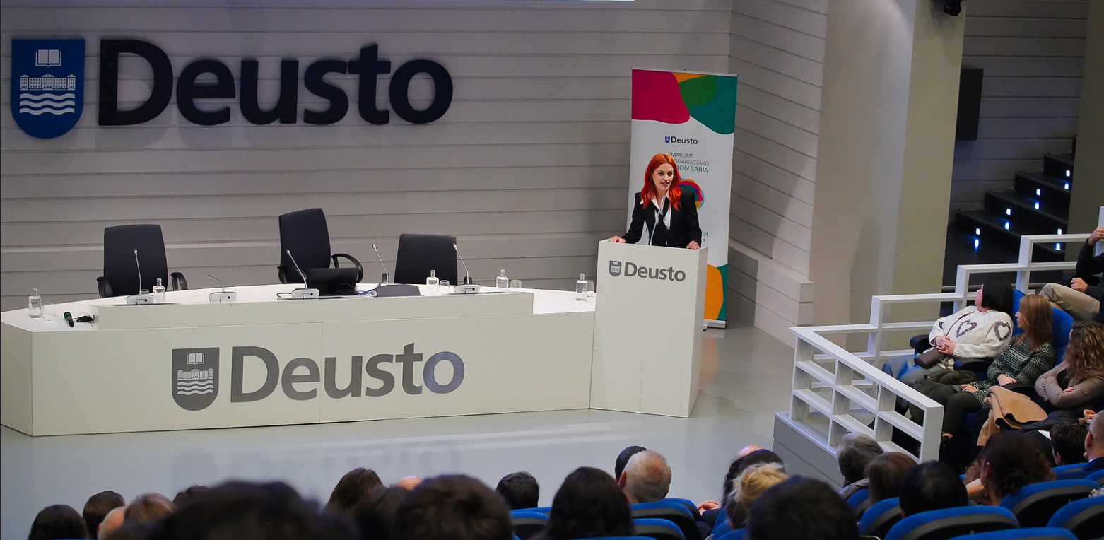Presentación Premio ADA BYRON: Tecnología, presente y futuro